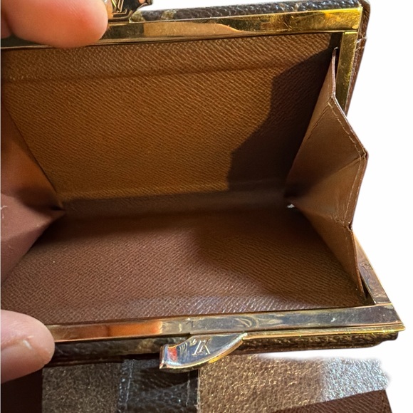 Vintage Louis Vuitton Monogram Kiss-Lock French Purse Wallet - Picture 3 of 5